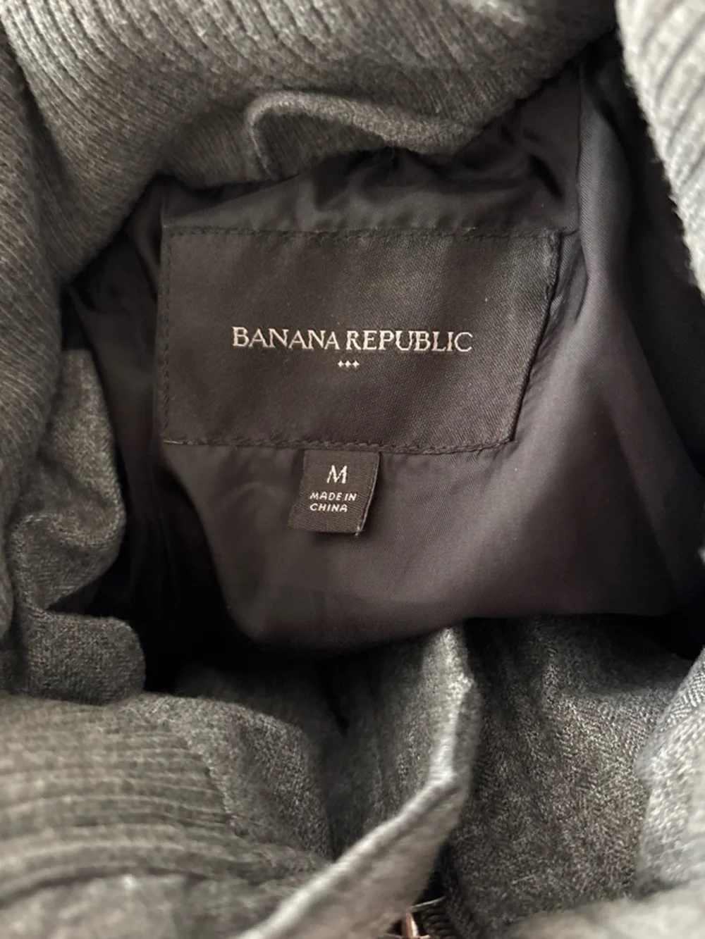 Banana Republic Factory Herringbone Puffer Jacket in Gray Heather